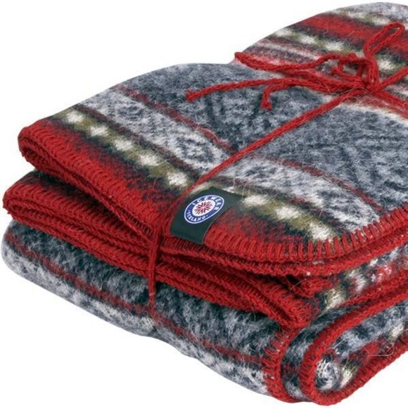 Icewear Icelandic Wool (Bergrós) Throw Blanket 51"x 75" Reversible - Picture 6 of 10